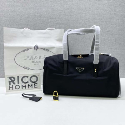 프RA다 트라이앵글 캐파시티 나일론 백