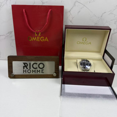 OM*GA 씨마스터 다이버 300M 검판 42mm 코-엑시얼 1:1 최상급 (싱크 98.9%)