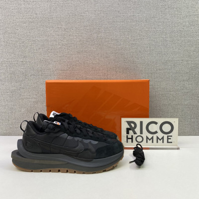 사카E X N*KE 베이퍼 와플 블랙/검