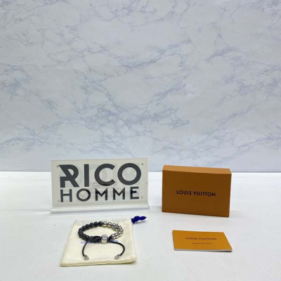 루이B통 MONOGRAM BEADS 그린원석 팔찌