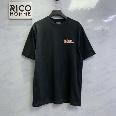 D올 AND KAWS 캡슐 컬렉션 반팔 티셔츠 (1:1 HIGH PREMIUM)