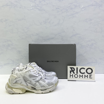 발렌시A가 X KITH 러너 스니커즈 (PREMIUM)