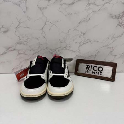 N*KE X 트래비스 스캇 조던1 레트로 로우 올리브