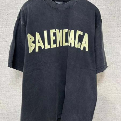 발렌시A가 테이프 레터 반팔 티셔츠 (1:1 HIGH PREMIUM)