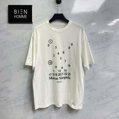 마르지L라 넘버 로고 마코 반팔 티셔츠 (PREMIUM)