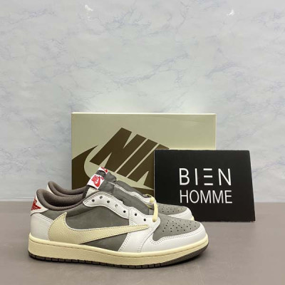 N*KE X 트래비스 스캇 에어조던 1 로우 리버스 모카 (HIGH PREMIUM)