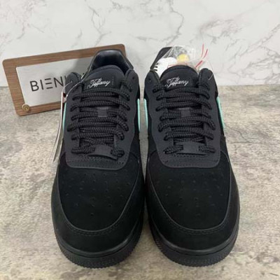 N*KE X 티*니 앤코 에어포스 1 로우