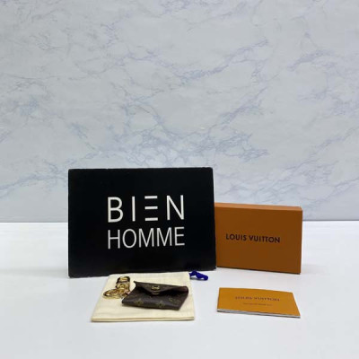 루이B통 모노그램 지갑 키홀더