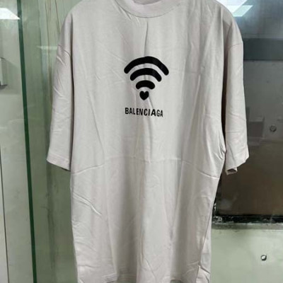 발렌시A가 LOVE 크루넥 반팔 티셔츠 (1:1 HIGH PREMIUM)