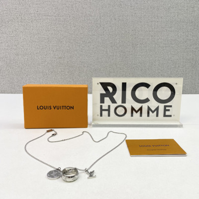 루이B통 모노그램 참스 목걸이