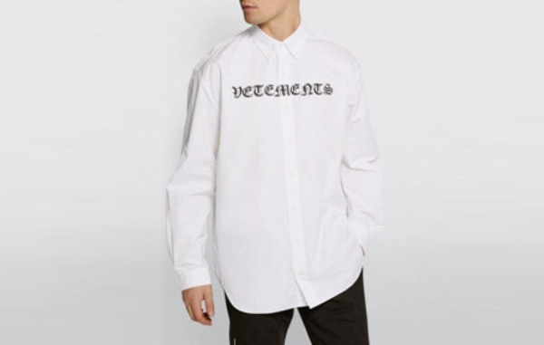 V.T.M 20SS 고딕로고 루즈핏 셔츠 (2color)