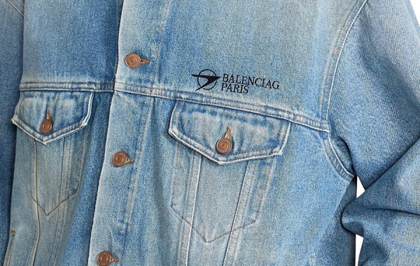 발렌시A가 CORPORATE 빈티지 데님 자켓 (PREMIUM)