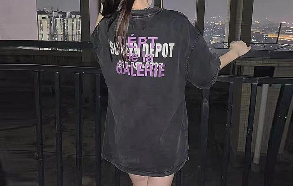 갤러리D파트먼트 G로고 반팔티셔츠 (PREMIUM)