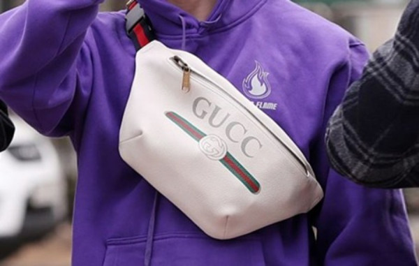 9찌 삼선로고 프린트 힙색 (2color)