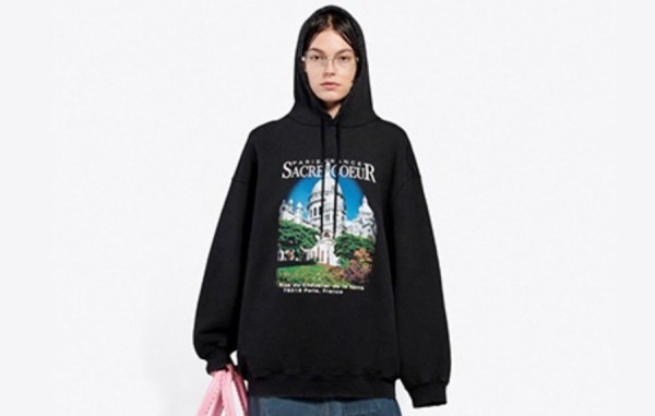 발렌시A가 SACRE COEUR 후드티 (PREMIUM)