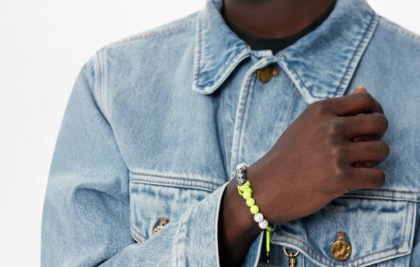 루이B통 MONOGRAM BEADS 옐로우원석 팔찌