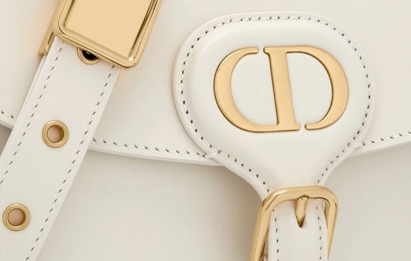 D올 카프스킨 BOBBY 화이트 백 (HIGH PREMIUM)