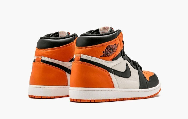 N*KE 에어조던1 레트로 하이 OG 쉐터드 백보드