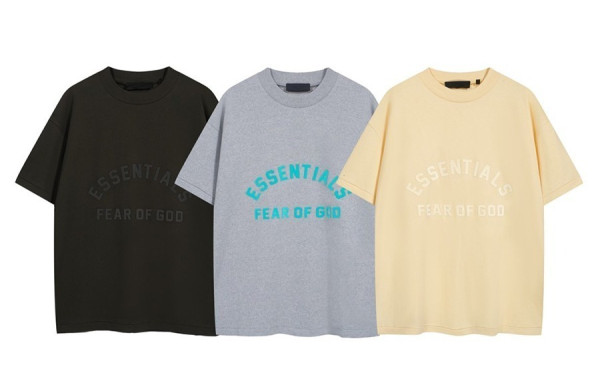 피5갓 X ESSE*TIALS 러버 레터링 반팔 티셔츠 (3color)