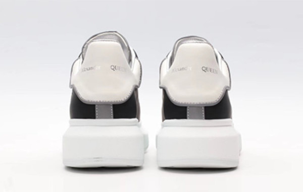 19SS 알렉*더 맥퀸 오버솔 (블랙&화이트)