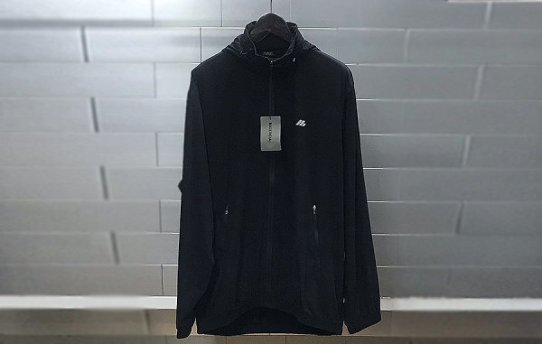 발렌시A가 액티브웨어 후드 바람막이 자켓 (HIGH QUALITY)