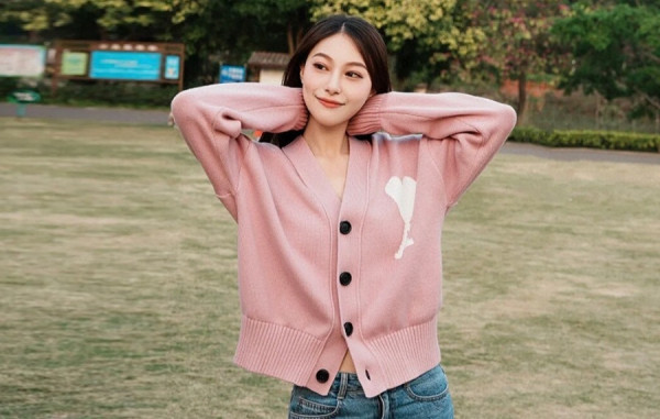 A미 빅하트 로고 오버사이즈 인타르시아 가디건 (PREMIUM)