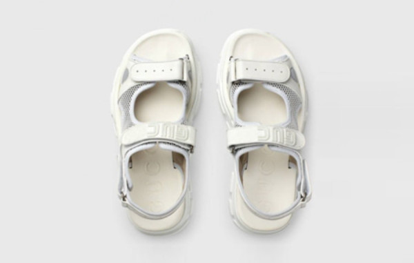 9찌 19SS 가죽 매쉬 샌들