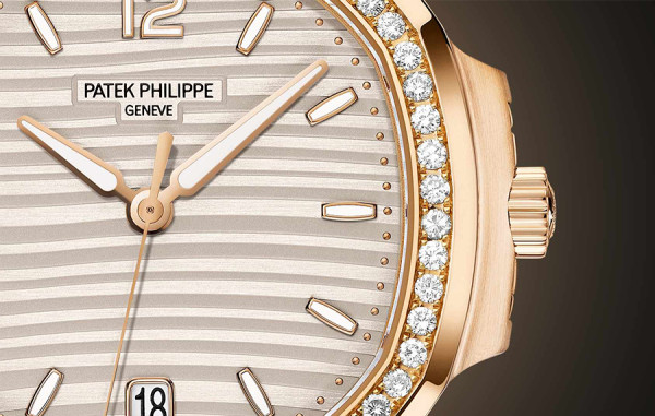 파*필립 노틸러스 흰판 로즈골드 다이아 35.2mm 1:1 최상급 (싱크 98.9%)