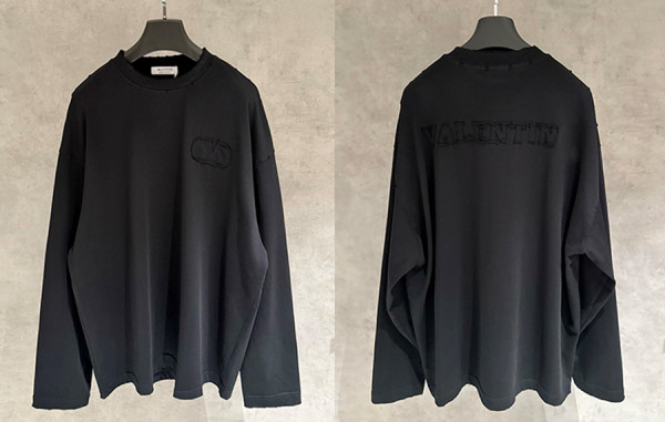 발렌T노 레터링 데미지 롱슬리브 티셔츠 (PREMIUM)