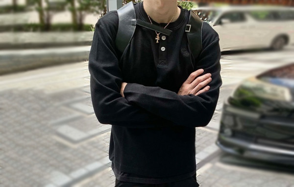 크롬HA츠 헨리넥 롱슬리브 니트 스웨터 (PREMIUM)